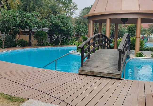 treeplast swimming pool decking